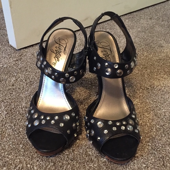 Fergie “Bedaze” Black Leather Rhinestone Pumps - Picture 2 of 8